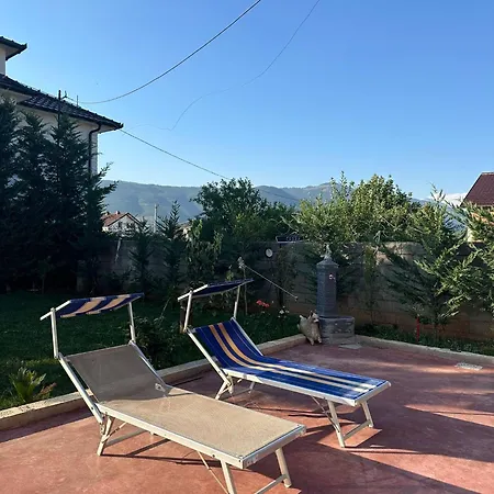 Villa Vila Laqi