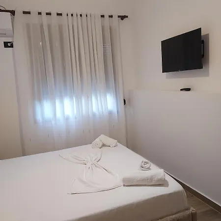 Vila Vlore 3* Vlorë