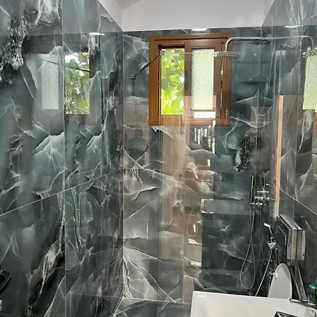 招待所 Vila Vlore 3*